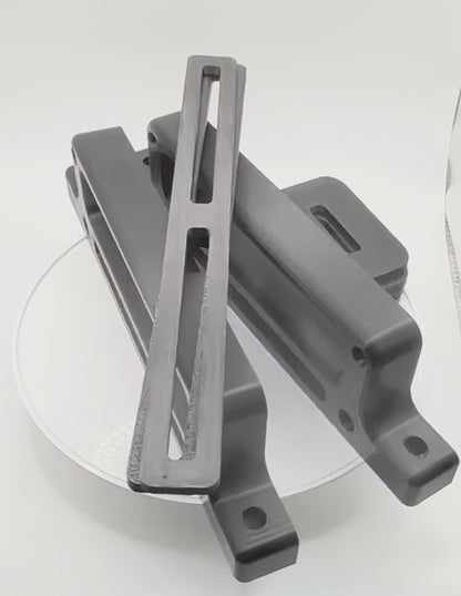 Support pour tronçonneuse – Installation sur grille ou panneau
